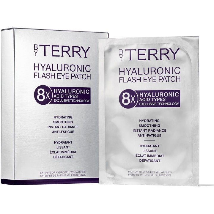 By Terry Hyaluronic Flash Eye Patch 5 par fuktighetsgivende øyemasker i sølvfarget eske og pose med lilla detaljer