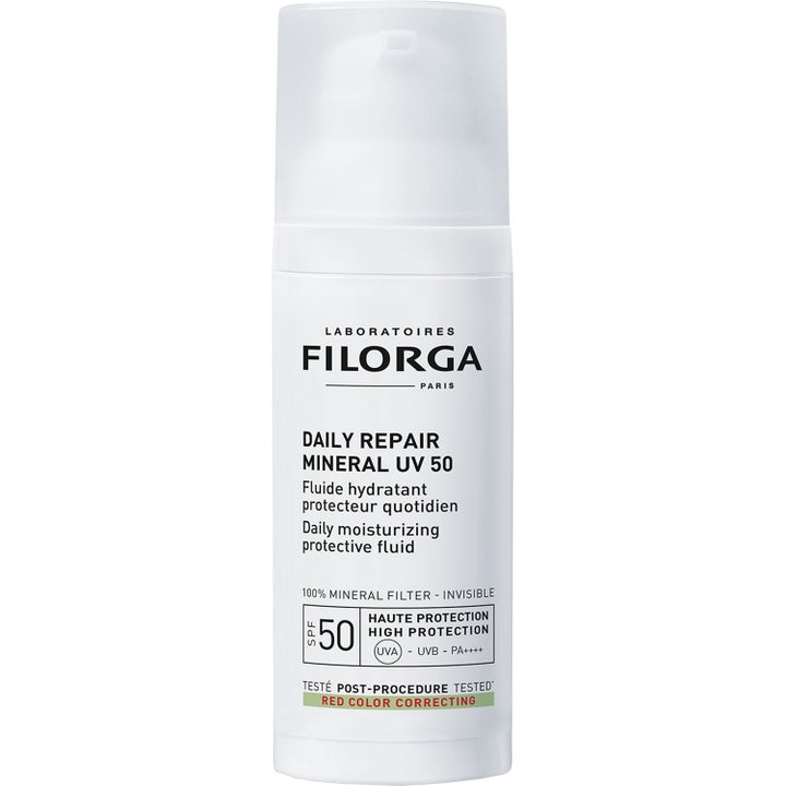 Filorga Daily Repair Mineral UV 50 fuktighetsgivende ansiktskrem i hvit pumpeflaske med beskyttende mineralfilter.