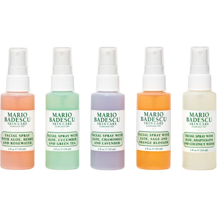 Mario Badescu Mini Mist Collection 5x59 ml ansiktsspray i fem fargerike varianter som gir huden fuktighet og ny glød
