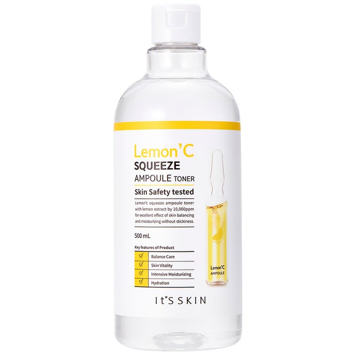It'S SKIN Lemon'C Squeeze Ampoule Toner 500 ml gir huden fuktighet og ny glød i en klar plastflaske med hvit etikett