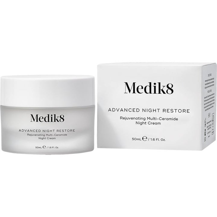 Medik8 Advanced Night Restore 50ml nattkrem med ceramider i hvit krukke og hvit ytteremballasje