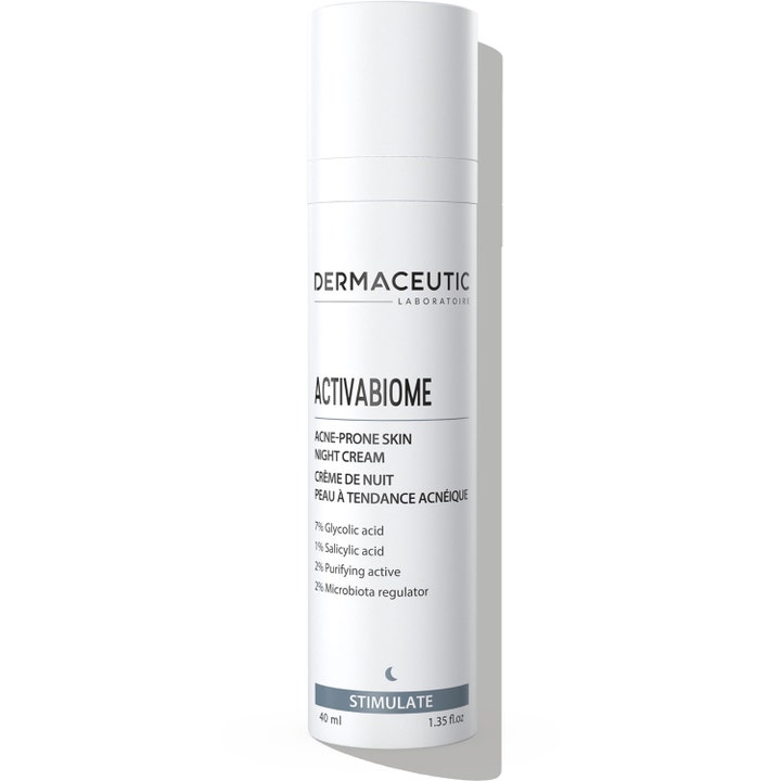 Dermaceutic Activ Biome 40 ml nattkrem for akneutsatt hud i en hvit og stilren sylinderformet pumpeflaske.
