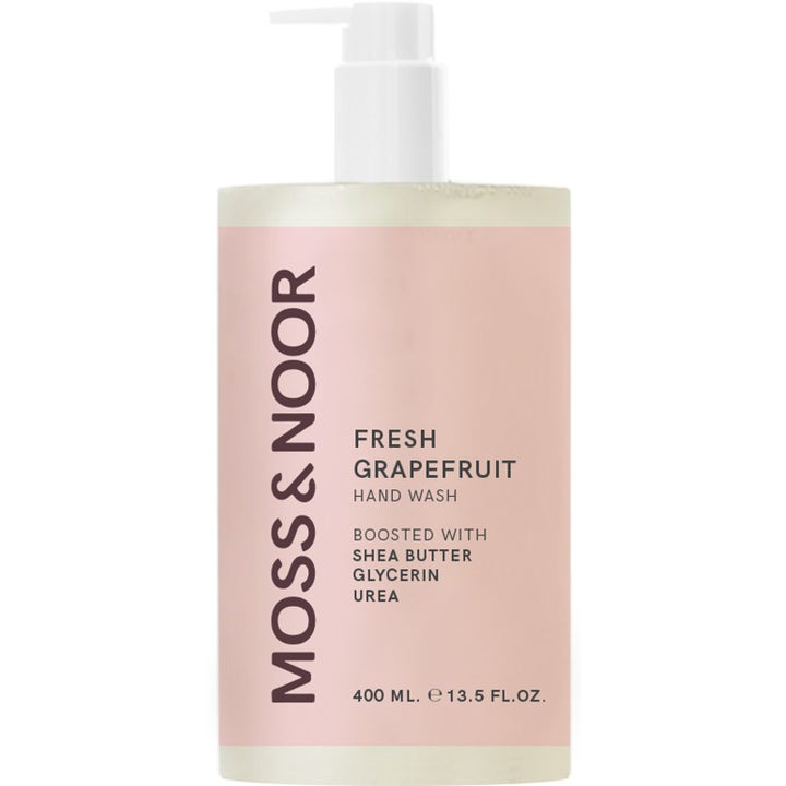 Moss & Noor Fresh Grapefruit Hand Wash 400 ml pleiende håndsåpe med sheasmør i pumpeflaske med rosa etikett
