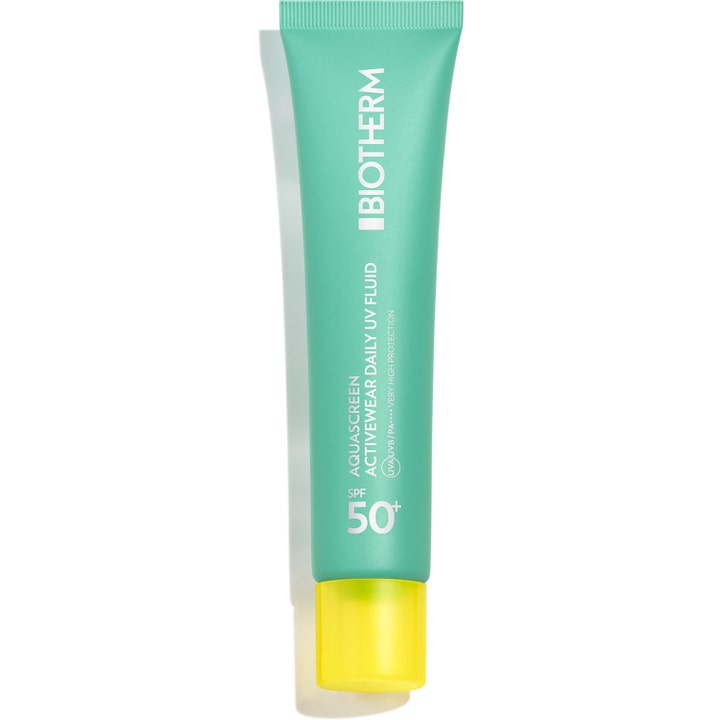 Biotherm Aquascreen Activewear Daily UV Fluid SPF 50+ solkrem gir høy beskyttelse i turkis tube med gult lokk.