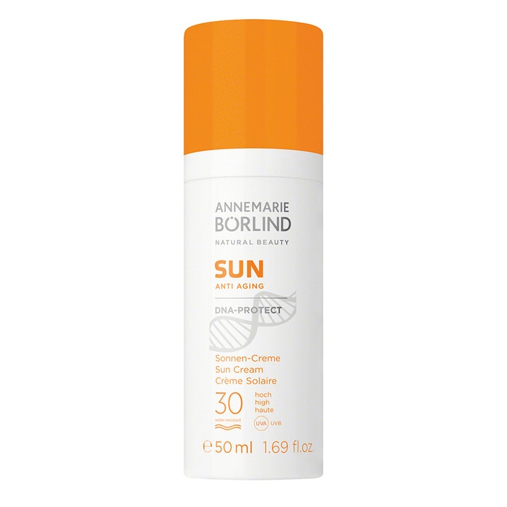 Annemarie Börlind Sun Anti Aging DNA-Protect Sun Cream 50 ml solkrem som motvirker aldring i hvit flaske med orange kork