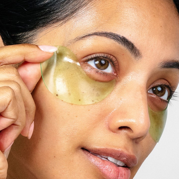 PÜR Mellow Eyes Rejuvenating Eye Patches 90 g øyemaske påføres huden og gir en oppfriskende effekt