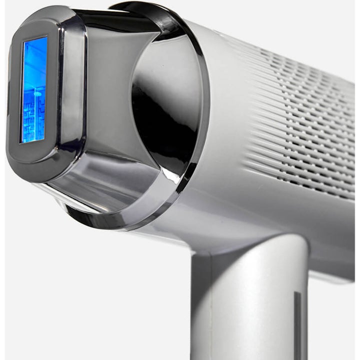 Currentbody Skin Laser Hair Removal Device for laser hårfjerning hjemme med blått lys og sølvfargede detaljer