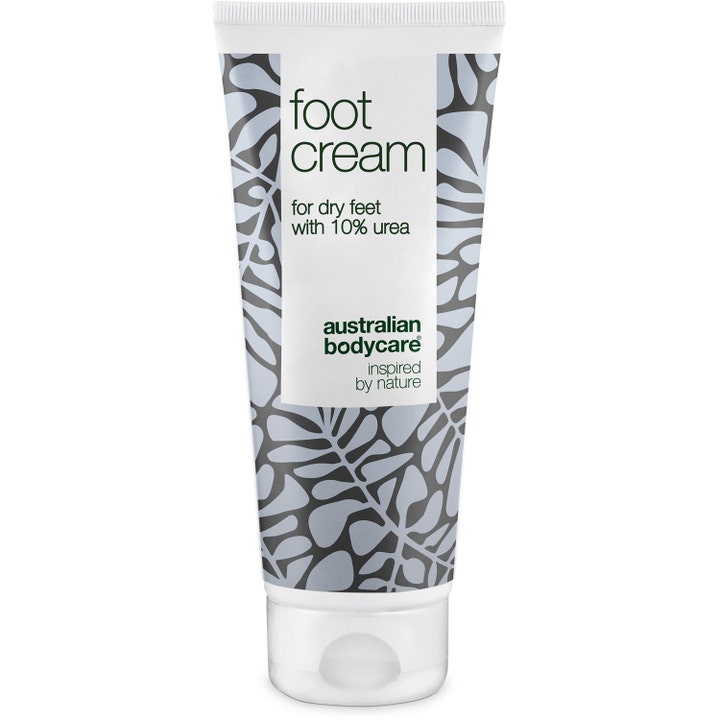 Australian Bodycare Foot Cream pleiende fotkrem med 10 % urea i hvit tube dekorert med grått bladmønster.
