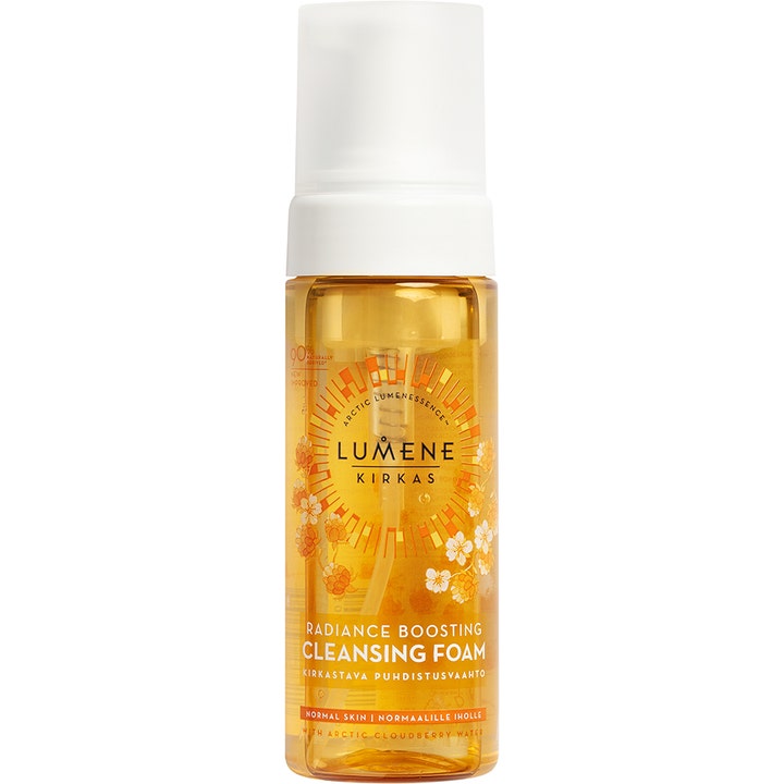 Lumene Kirkas Radiance Boosting Cleansing Foam 150 ml gir glød i en klar oransje flaske med hvit pumpe og kork.