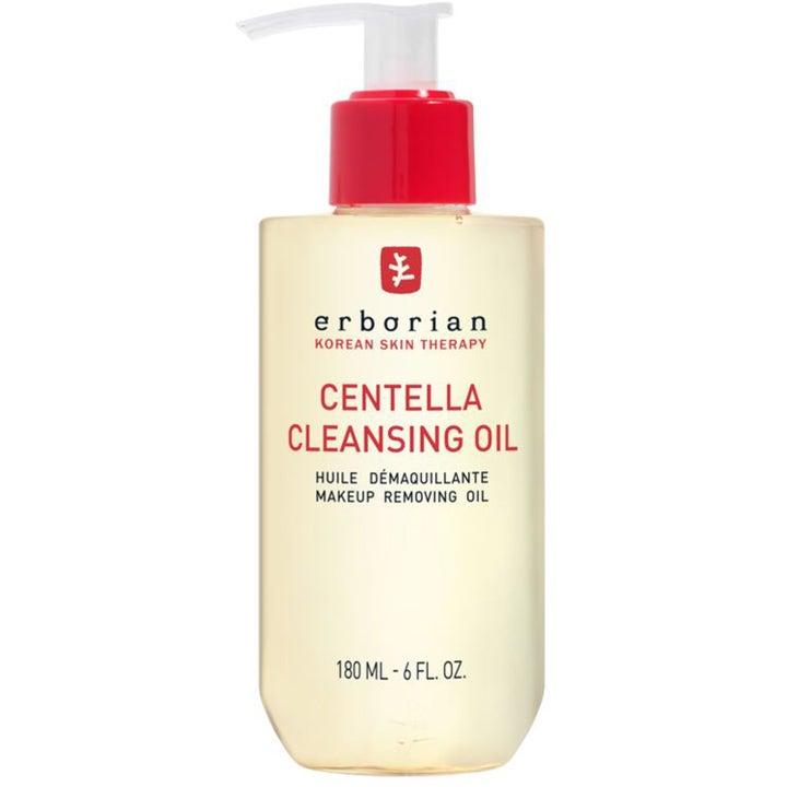 Erborian Centella Cleansing Oil 180 ml beroligende ansiktsrens i plastflaske med rød pumpe.