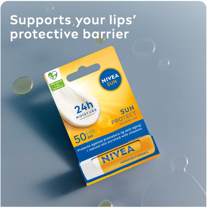 NIVEA Sun Protect Sunstick 4 g fuktighetsgivende solstift med SPF 50 i gul pakning som styrker leppenes barriere.