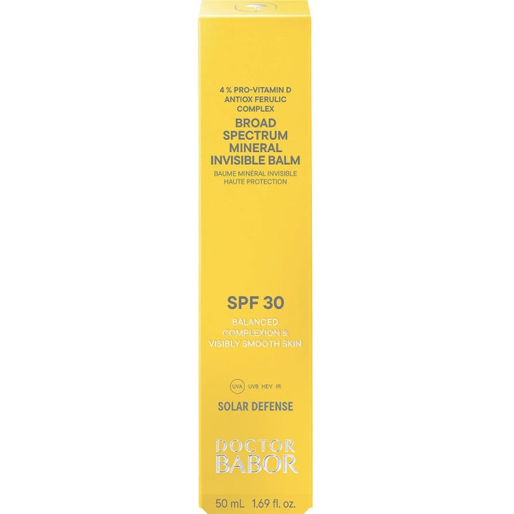 Doctor Babor Mineral Invisible Balm SPF 30 50 ml solbeskyttende dagkrem i gul eske med Pro-vitamin D.