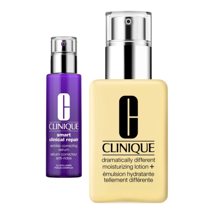 Clinique Smart Clinical Repair og Dramatically Different sett med lilla og gul pumpeflaske som gir fukt og pleie.