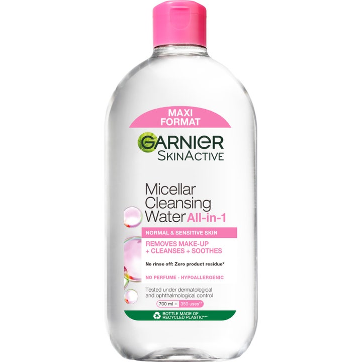 Garnier SkinActive Micellar Cleansing Water 700 ml beroligende ansiktsrens i klar plastflaske med rosa vippelokk