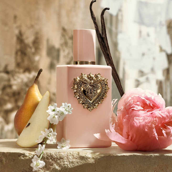 Dolce & Gabbana My Devotion EdP Intense 20 ml dameparfyme i hjerteformet rosa flaske med gullemblem i eske