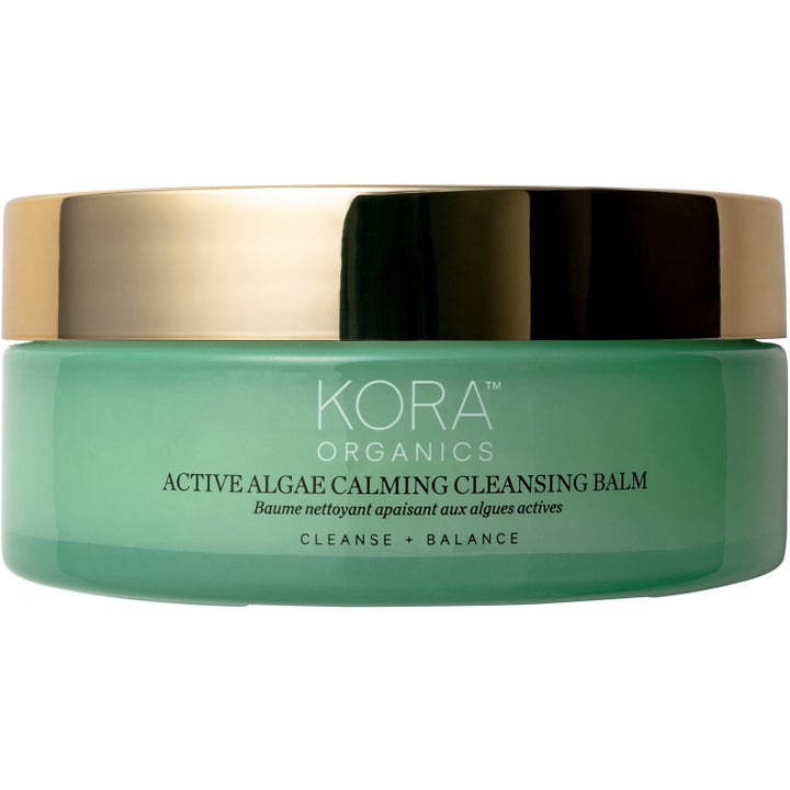 Kora Organics Active Algae Calming Cleansing Balm beroligende ansiktsrens i grønn krukke med skinnende gullokk