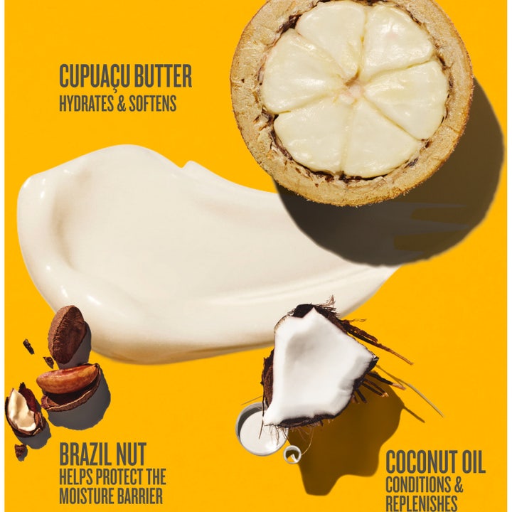 Sol de Janeiro Brazilian Touch Hand Cream 50 ml fuktighetsgivende håndkrem klemmet ut i en hvit stråle fra gul tube