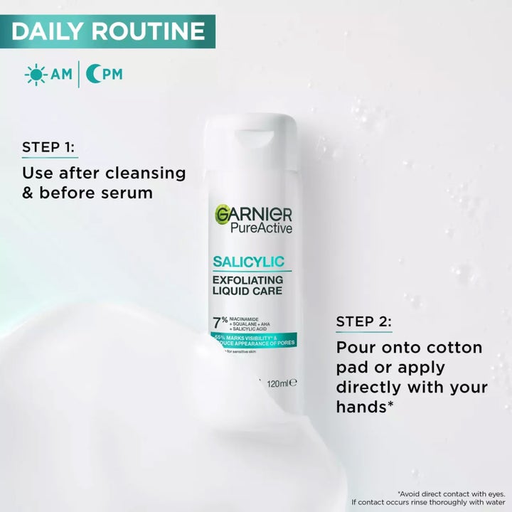 Garnier PureActive Salicylic Exfoliating Liquid Care 120 ml mot urenheter vist i en hvit flaske med rutineinstruksjoner
