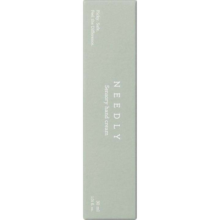NEEDLY Sensory Hand Cream Rainy Garden 30 ml fuktighetsgivende håndkrem i en lysegrønn eske med hvit tekst