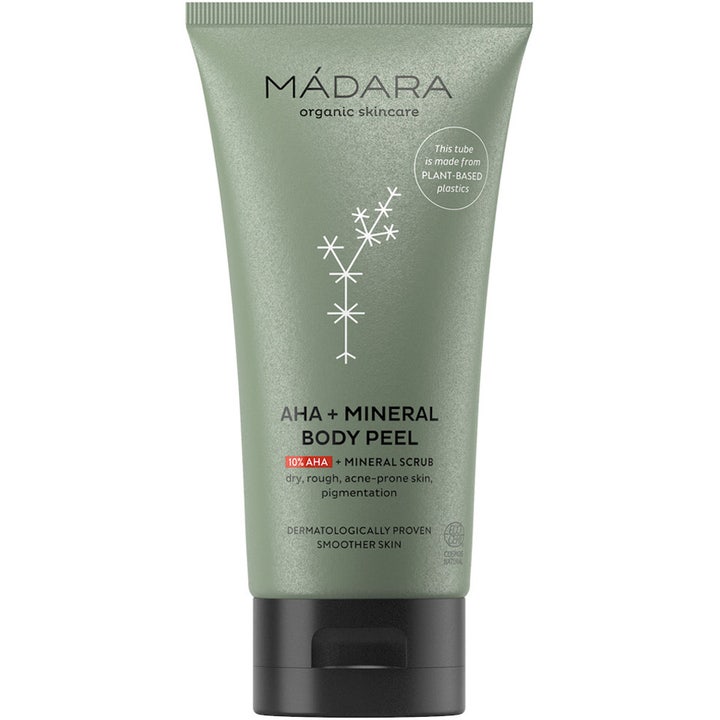 Mádara AHA + Mineral Body Peel 175ml eksfolierende kroppspeeling gir glattere hud i en grønn tube med sort lokk.