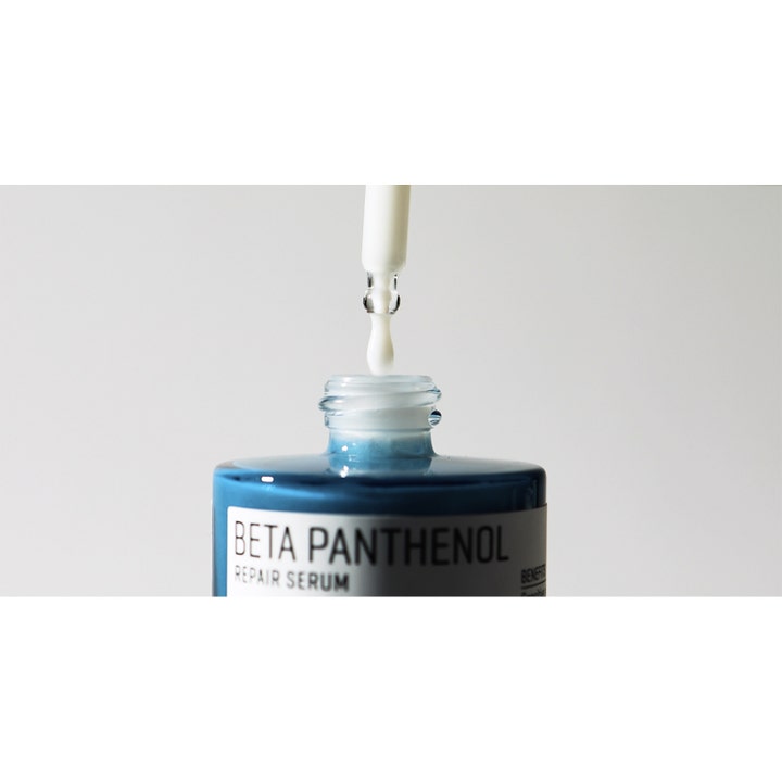 Some By Mi Beta Panthenol Repair Serum 30 ml barriereforsterkende serum med hvit kremet tekstur på pipette