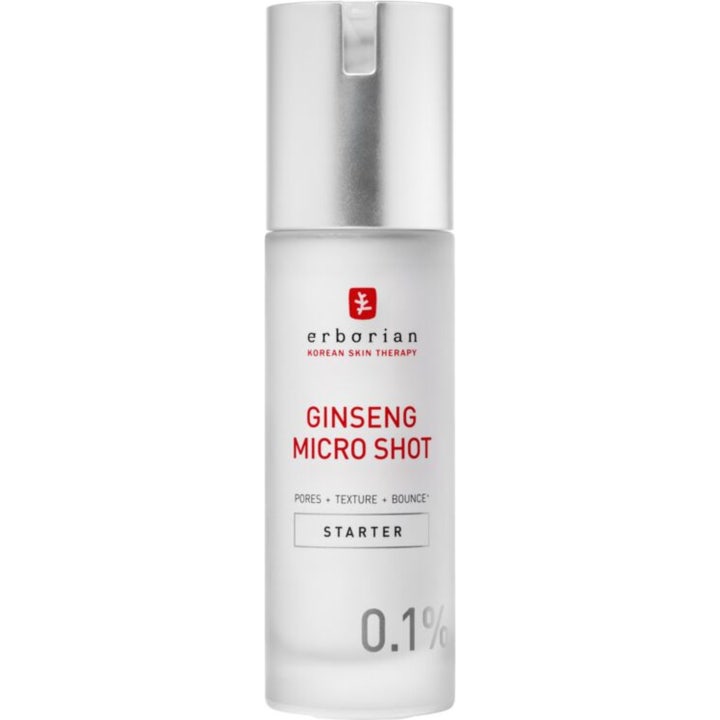 Erborian Ginseng Micro Shot 0.1% Starter forbedrer hudstruktur og porer i en hvit frostet flaske med sølvpumpe.