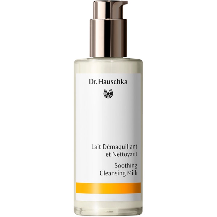 Dr. Hauschka Soothing Cleansing Milk 145ml beroligende ansiktsrens i glassflaske med sølvpumpe og hvit etikett.