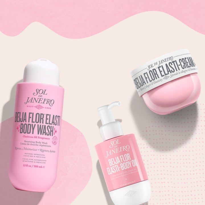 Sol de Janeiro Beija Flor Elasti-Body Oil 100 ml kroppsolje i rosa pumpeflaske vist med Elasti-Cream og Body Wash