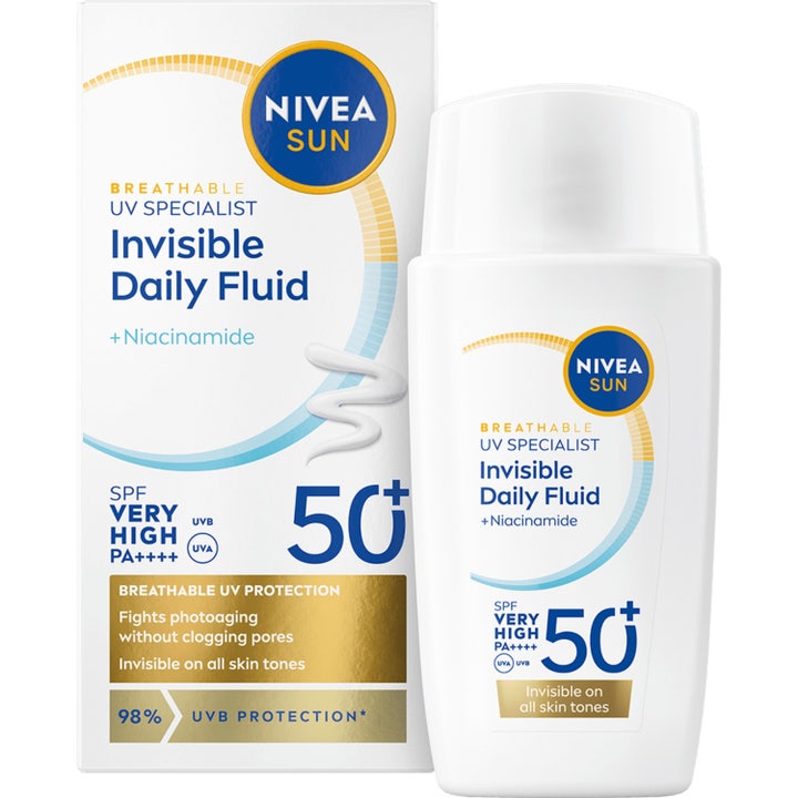 Nivea Sun UV Specialist Invisible Daily Fluid 40ml solkrem med SPF 50 og niacinamid i hvit plastflaske og eske