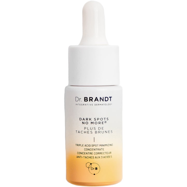Dr. Brandt Dark Spots No More 15ml trippelsyrekonsentrat som reduserer pigmentflekker i hvit og gul gradientflaske.