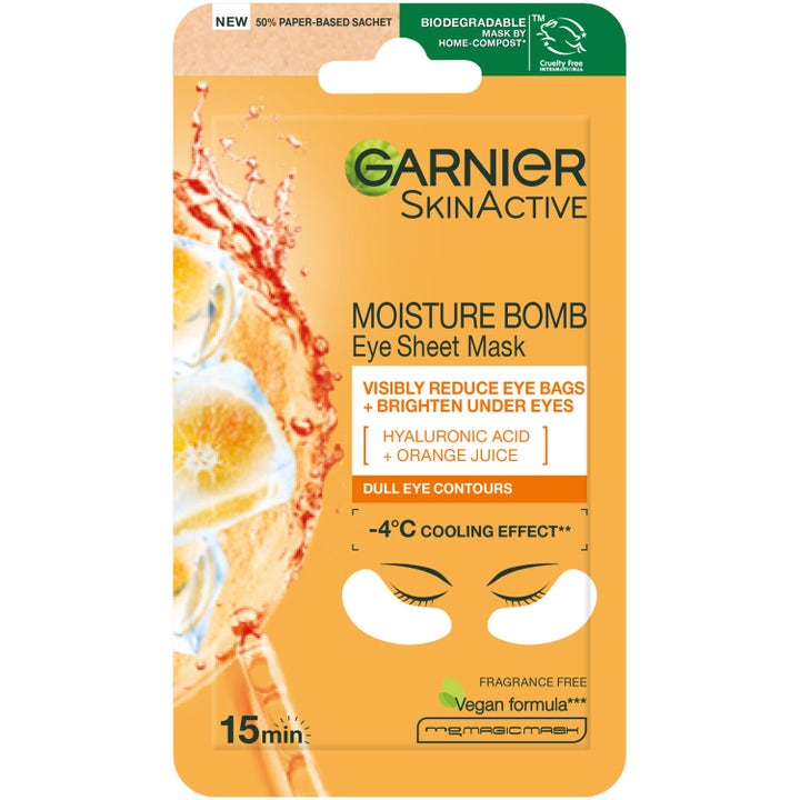 Garnier SkinActive Moisture Bomb Eye Sheet Mask 1 stk fuktighetsgivende øyemaske i oransje pose med appelsiner.