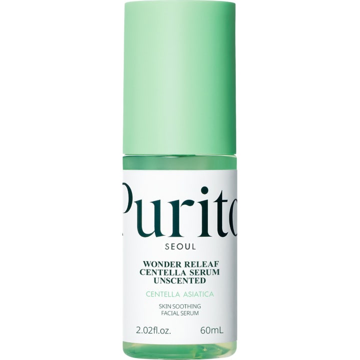 Purito Wonder Releaf Centella Serum Unscented 60 ml beroligende ansiktsserum i grønn flaske med pumpe.