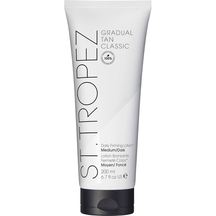 St. Tropez Gradual Tan Classic 200 ml Medium Dark oppstrammende selvbruningskrem i hvit tube med svart tekst