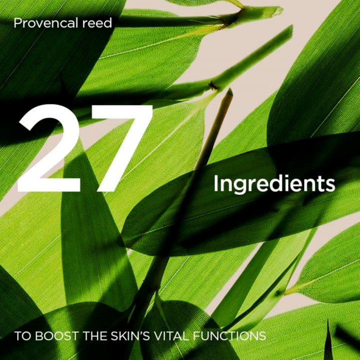 Clarins Double Serum Light Texture 50 ml ansiktsserum som styrker huden med grønne blader og teksten 27 Ingredients