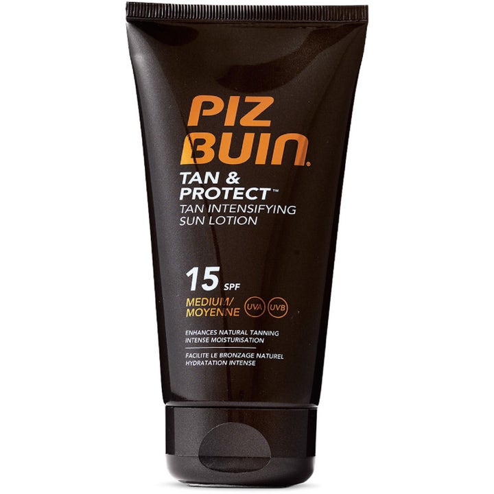 Piz Buin Tan & Protect Tan Intensifying Sun Lotion SPF 15 fuktgivende solkrem i brun tube med oransje og hvit tekst.