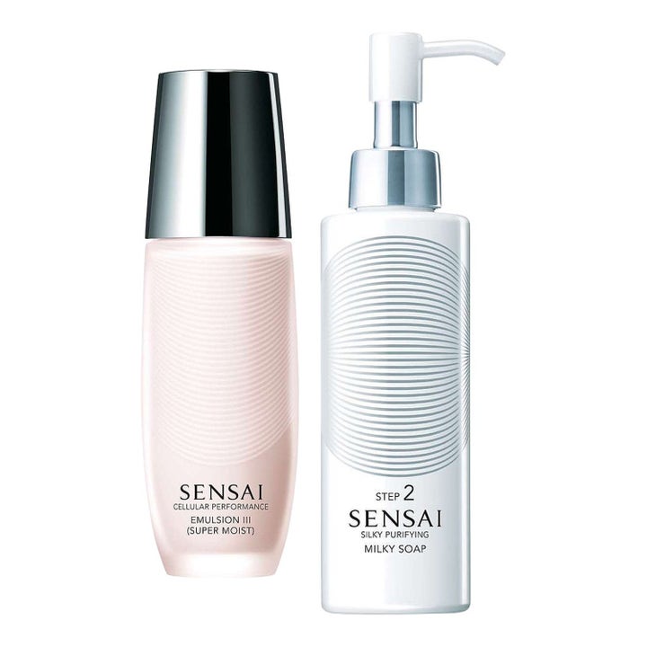 Sensai Cellular Performance Emulsion III og Silky Purifying Milky Soap fuktighetsgivende hudpleie i elegante flasker