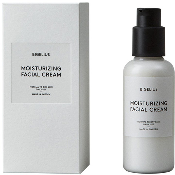 Bigelius Moisturizing Facial Cream 50 ml fuktighetskrem i hvit glassflaske med sort pumpe og eske