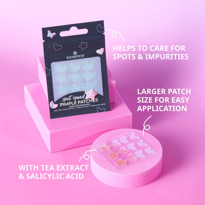 essence Spot Squad Holo Pimple Patches 24 stk kviselapper med salisylsyre på rosa podier