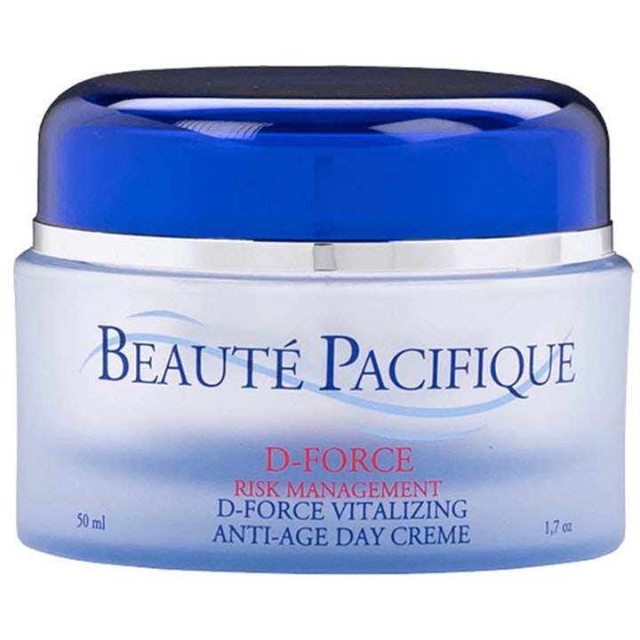 Beauté Pacifique D-Force Vitalizing Anti-Age Day Creme 50 ml vitaliserende dagkrem i frostet blå krukke med mørkeblått lokk