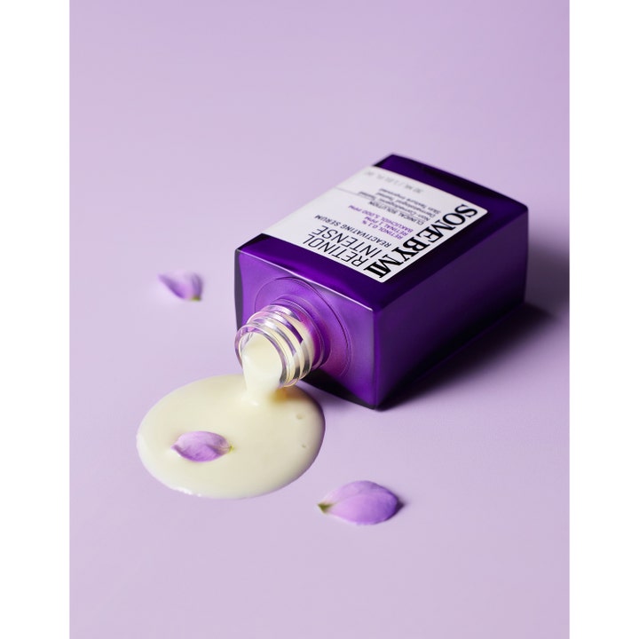 Some By Mi Retinol Intense Reactivating Serum 30 ml ansiktsserum med retinol og bakuchiol i kremet tekstur fra lilla flaske