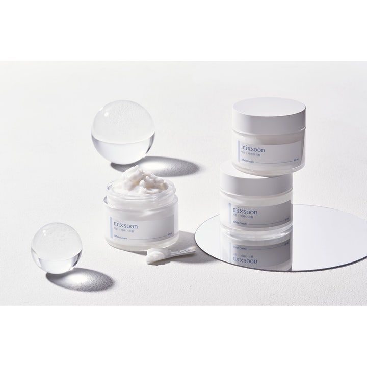 Mixsoon Bifida Cream 60 ml styrkende ansiktskrem i hvit krukke med fyldig tekstur og minimalistisk design.