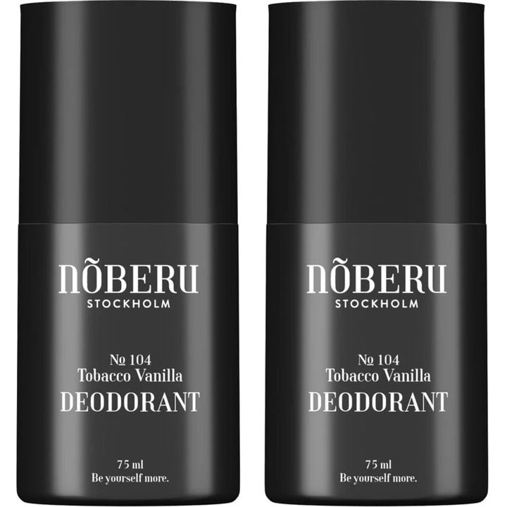 Nõberu No 104 Tobacco Vanilla Deodorant 75 ml gir velduftende beskyttelse i to elegante svarte beholdere med hvit tekst