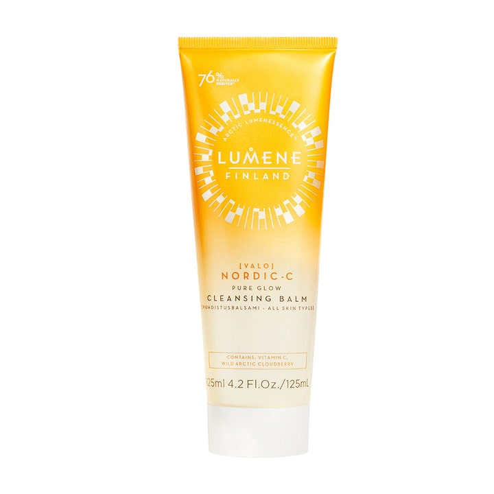 Lumene Nordic-C Pure Glow Cleansing Balm 125 ml ansiktsrens som gir glød i en gul og hvit tube med hvitt lokk