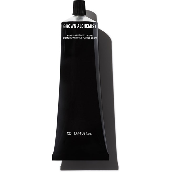 Grown Alchemist Restorative Body Cream 120 ml fuktighetsgivende kroppskrem i en minimalistisk svart tube med hvit tekst.