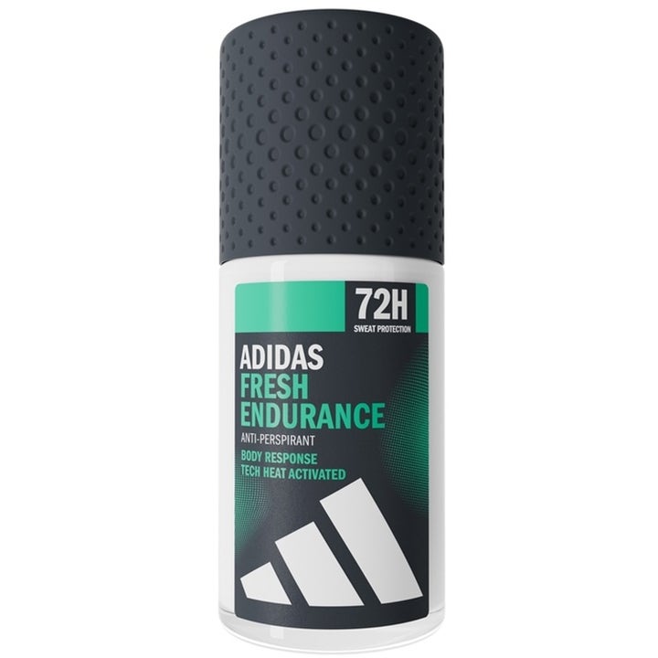 Adidas Fresh Endurance antiperspirant rollon gir 72 timers beskyttelse i hvit flaske med sort teksturert lokk