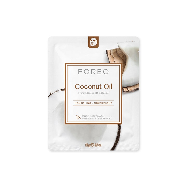 FOREO Farm To Face Coconut Oil 20 g nærende ansiktsmaske i hvit pose dekorert med kokosnøtt og brun tekst