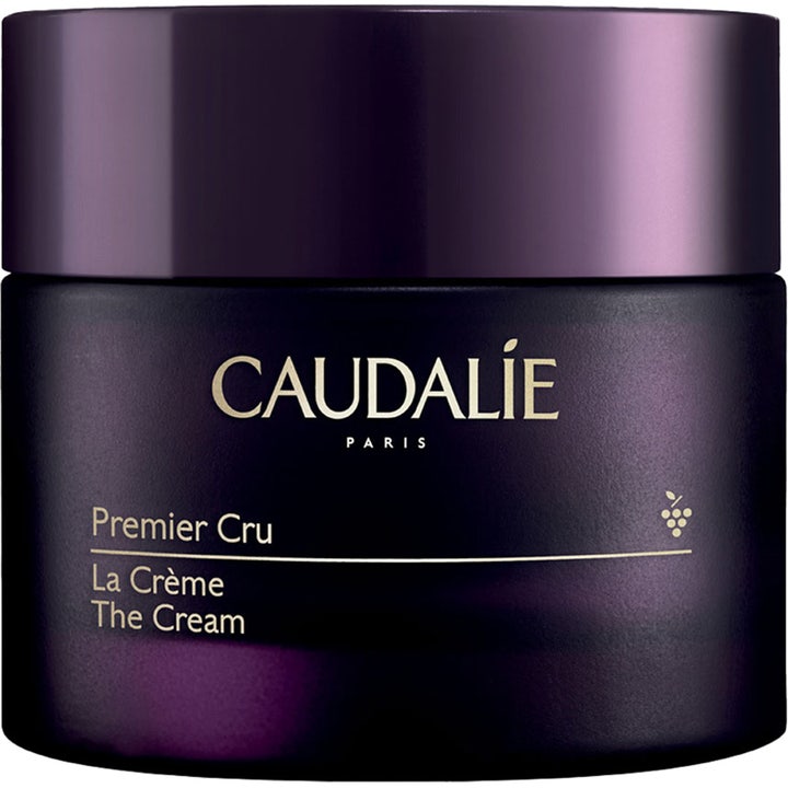 Caudalie Premier Cru The Cream 50 ml anti-aging ansiktskrem i en lilla krukke med matte og blanke detaljer