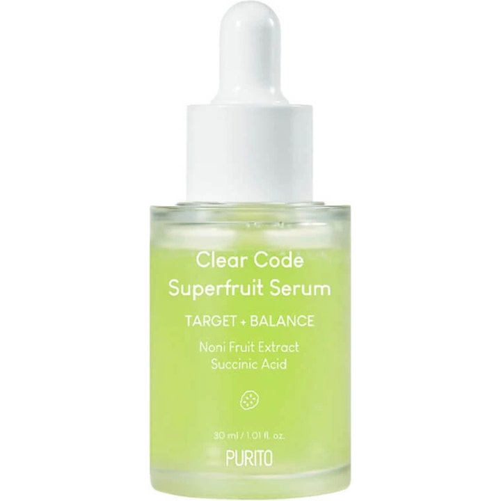 Purito Clear Code Superfruit Serum 30 ml balanserer huden med noniekstrakt i en glassflaske med pipett