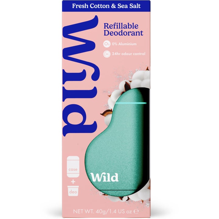 Wild Deo Fresh Cotton & Sea Salt 40 g aluminiumsfri deodorant i rosa eske med en turkis aqua-beholder og bomull