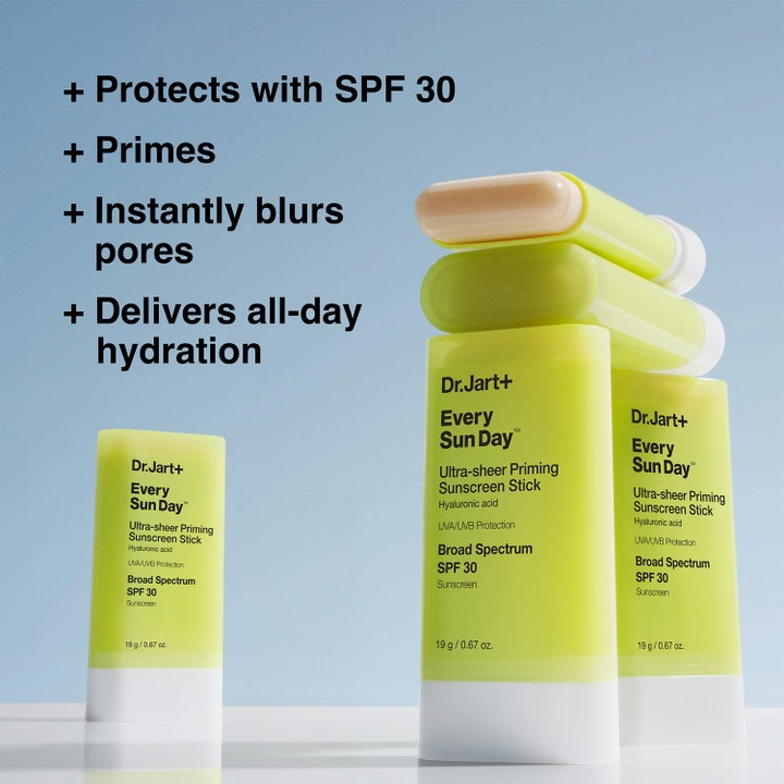 Dr.Jart+ Every Sun Day Sunscreen Stick 19 g solkrem ansikt SPF 30 duser ut porer i limegrønn hylse med ferskenfarget stift.